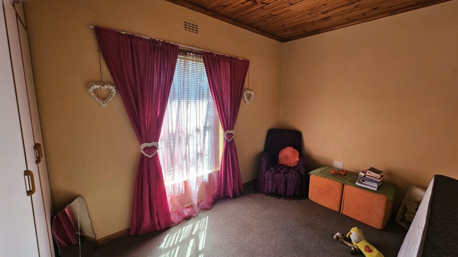 2 Bedroom Property for Sale in Wellington North Western Cape